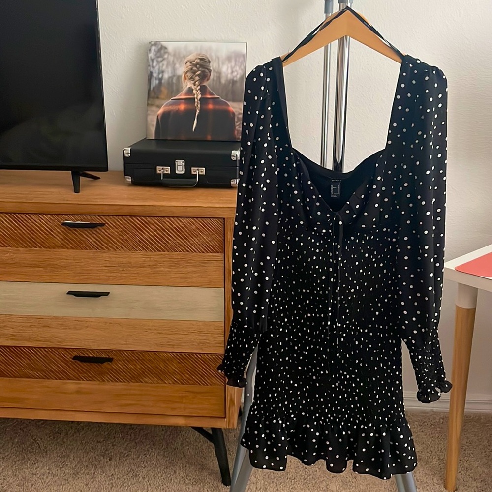 FOREVER 21 Black and white polkadot dress